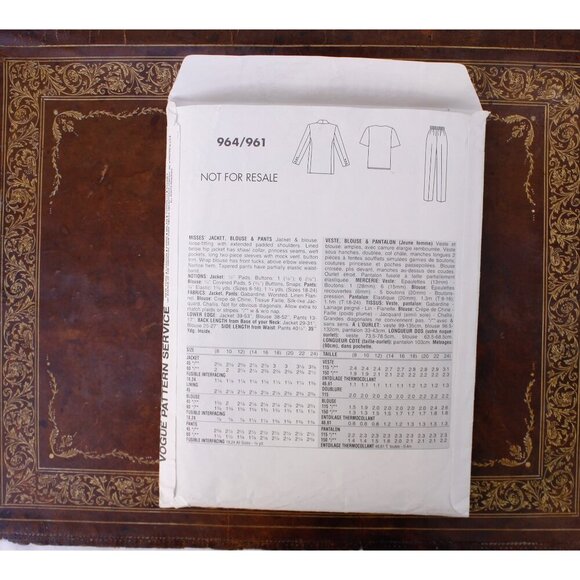 UNCUT Sewing pattern the Vogue woman 964 jacket blouse and pants sizes 8, 10, 12 - Picture 2 of 2